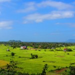Farbenprächtige Landschaft um Kampot