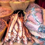 Getrockneter Fisch in allen Variationen am Bertais Markt